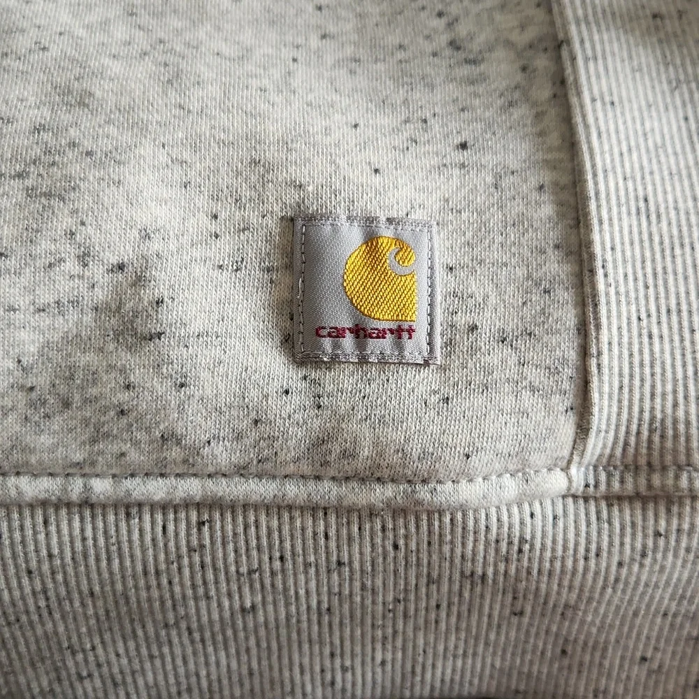 BNWT Carhartt Women's Heather Gray Crewneck Sweatshirt with Sleeve Logo - Picture 5 of 5